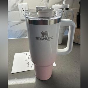 STANLEY 40 oz PARFAIT OMBRÉ DISCONTINUED TARGET RELEASE 2022